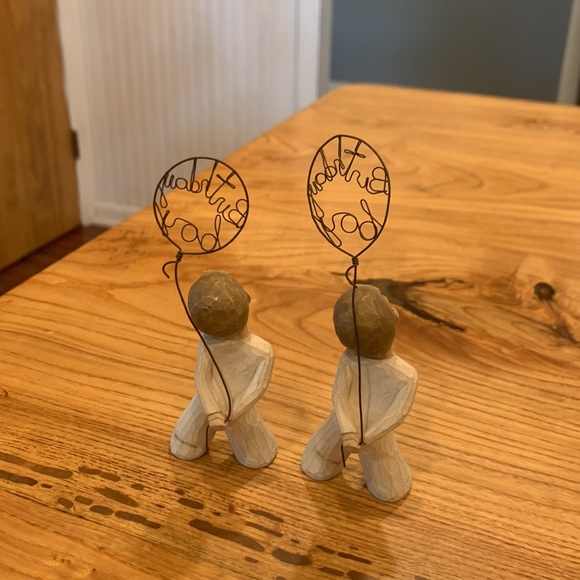 Willow tree birthday boy 3 1/2 inches tall - Picture 6 of 6